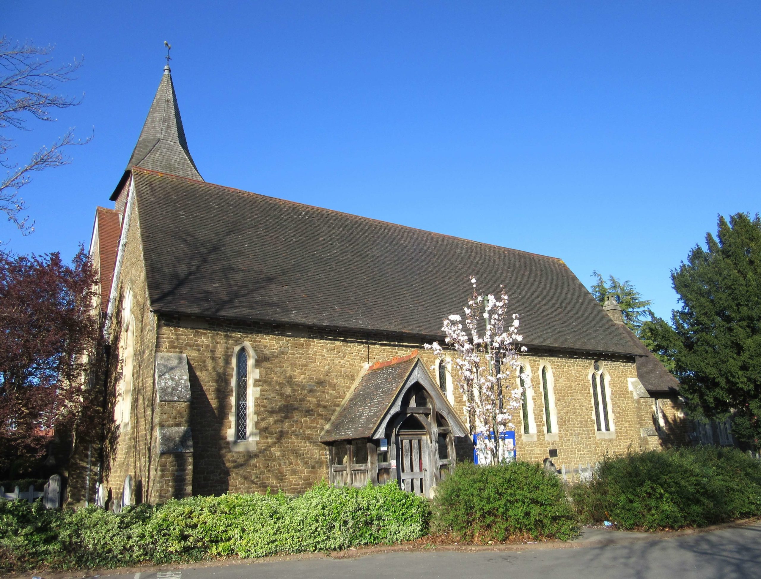 St John's Farncombe, Church of England, in Farncombe